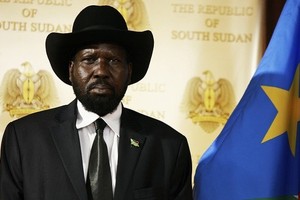 سلفاكير يأمر بوقف إطلاق النار بعد اشتباكات عنيفة في العاصمة