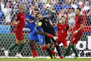 واجهة جميلة منحت وسائل الإعلام الفرنسية أرباحا متباينة