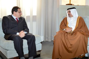 ولي العهد يؤكد على دور فرنسا المحوري في دعم القضايا الحيوية   