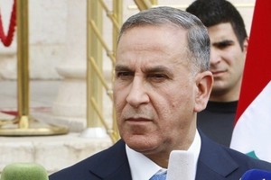 وزير الدفاع العراقي يدعو أهالي الموصل لدعم القوات العراقية