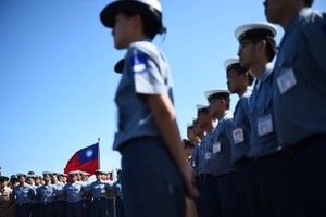 الصين تقول إن من حقها إقامة منطقة للدفاع الجوي في بحر الصين الجنوبي