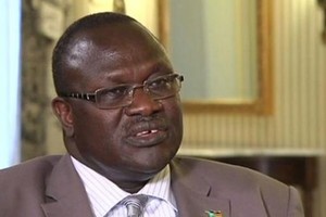 وزير الإعلام بجنوب السودان: أجبرنا مشار على مغادرة جوبا... ونرفض قرار دول 'الإيقاد' نشر قوة عسكرية