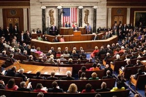 مجلس النواب الأميركي يوافق على حظر شراء الماء الثقيل من إيران