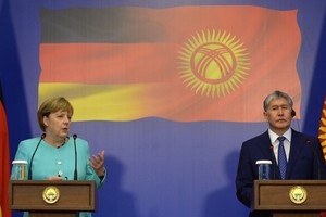 ميركل تؤيد العلاقات الوثيقة بين الاتحاد الاقتصادي الأورو آسيوي وروسيا