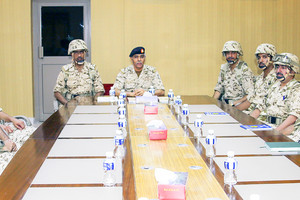 رئيس هيئة الأركان يزور إحدى وحدات 'الدفاع' ويطلع على جهوزيتها  