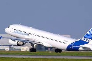 طائرة تابعة لخطوط هاواي تحط اضطرارياً في طوكيو