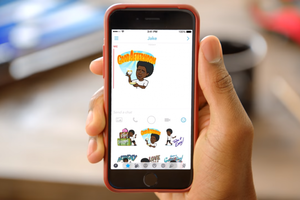 'سناب شات' تتيح إنشاء رموز تعبيرية شخصية باستخدام تطبيق 'Bitmoji'