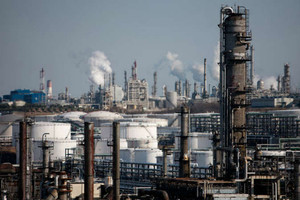 تسعير خام دبي لشهر أكتوبر بخصم 0.25 دولار عن الخام العماني