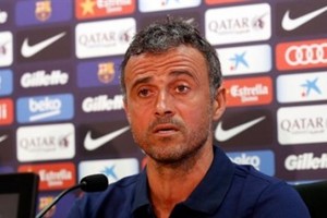 انريكي: مهاجم جديد سيُدعّم صفوف برشلونة قريبا