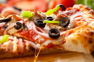 لماذا تُسبب البيتزا العطش؟