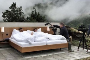 200 دولار لليلة في فندق بلا سقف ولا جدران