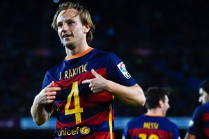 راكيتيتش يفضح وكيله السابق بسبب الرحيل عن برشلونة