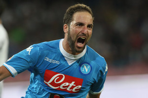 يوفنتوس يحسم صفقة هيغواين بدفع البند الجزائي وقدره 95 مليون يورو