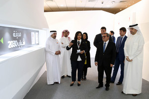 السفير الروسي يزور مدينة الشباب ويشيد بجهود البحرين