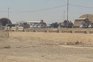 العراق يستعين بنحو 200 خبير وفني أمريكي لتأهيل قاعدة القيارة الجوية