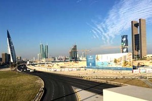 طقس البحرين اليوم... حار ومغبر مع بعض السحب