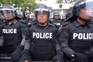 شرطة تايلاند توجه اتهامات لطفلتين مزقتا قوائم ناخبين