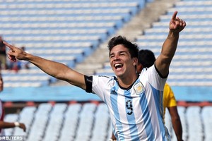 بيسكارا الايطالي يتوصل إلى اتفاق لضم نجل سيميوني