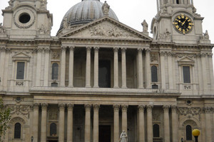 ضبط 5 جرائم جنسية كل أسبوع في مساجد وكنائس بريطانيا!