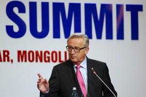 يونكر: لا يوجد موعد نهائي لبدء محادثات خروج بريطانيا