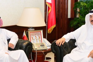 حميدان يبحث مع 'الاتحاد الحر' تعزيز التعاون بين 'العمل' والاتحادات والمنظمات النقابية البحرينية