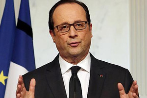 أولوند: تهديد المتشددين الإسلاميين لأوروبا لم يكن بهذه الخطورة من قبل