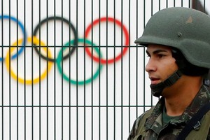 تهديدات بوجود قنبلة في مدينة حدودية بالبرازيل تثير حالة من الاستنفار الأمني قبل انطلاق ريو 2016