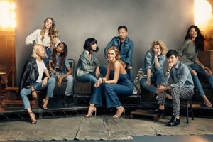 كارلي كلوس تقود حملة أهداف فرقة سواروفسكي الرقمية