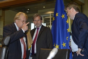 بروكسل تحذر أنقرة من تجميد مفاوضات الانضمام في غياب مراعاة دولة القانون