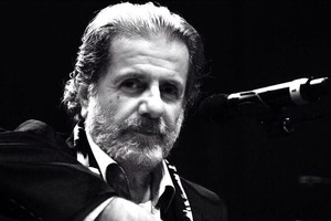 مارسيل خليفة يفتتح اليوم مهرجان الصيف الدولي في الإسكندرية