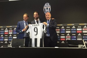 هيغواين عازم على رد الجميل ليوفنتوس