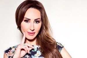 ورد الخال تفاجئ الجميع وتدخل القفص الذهبي