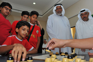 المعسكر الصيفي للأكاديمية الملكية للشرطة يبدأ نشاطه بعدة زيارات