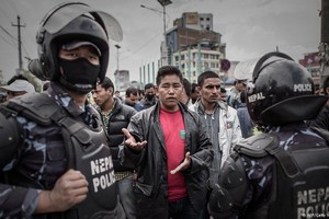 مقتل تسعة أشخاص وإصابة 31 في حادث اصطدام حافلتي ركاب في نيبال