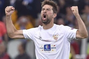 شالكه يتوصل لاتفاق لضم مدافع أشبيلية كوكي