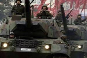 تسريح 1389 من أفراد القوات المسلحة التركية للاشتباه في صلات تربطهم بكولن