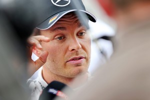 روزبرغ يخفق في الاختبار من جديد بسقوطه أمام هاميلتون