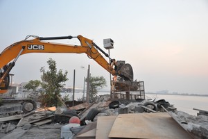 بلدية المحرق: إزالة 82 منشأة مخالفة على سواحل الحد