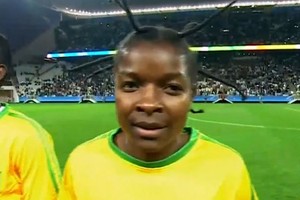 بالفيديو... فتاة تسجل أغرب قصة شعر في انطلاقة الأولمبياد 