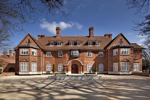 هاليفاكس: تراجع أسعار المنازل ببريطانيا يفوق المتوقع في يوليو