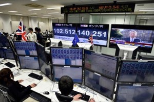 مسح يظهر هبوطاً حاداً في سوق العمل في بريطانيا بعد استفتاء يونيو