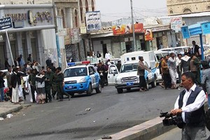 مقتل 4 أشخاص في انفجار قنبلة شرق الجزائر