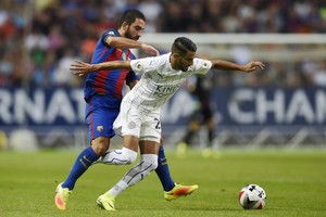 بالفيديو... كل ما قدمه رياض محرز أمام برشلونة