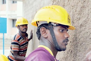 توقعات بمغادرة 3 آلاف عامل هندي وتسهيل نقل كفالة الآخرين في السعودية