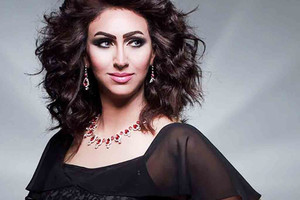 وفاء مكي تشارك في مسرحية 'عجيبون... غريبون' ضمن فعاليات مهرجان صلالة 2016