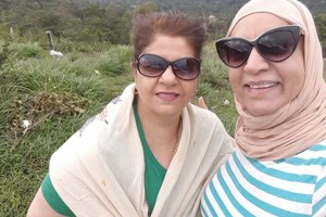 بالصور... فناني وإعلاميي البحرين والخليج في إجازاتهم الصيفية