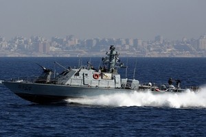 زوارق إسرائيلية تستهدف صيادين جنوب قطاع غزة