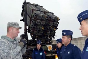 مكتب رئيسة كوريا الجنوبية يوبخ الصين لانتقادها نشر صواريخ ثاد