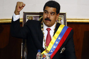 إجراء استفتاء لإقالة الرئيس الفنزويلي في 2016 ليس مرجحا