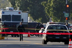 الشرطة تقتل رجلا اسود من طريق الخطأ في احدى ضواحي لوس انجليس